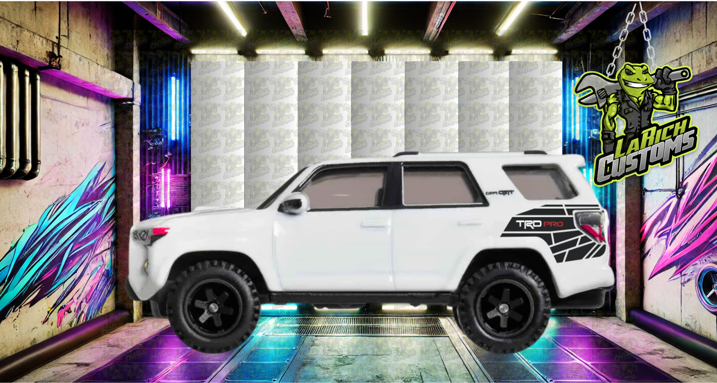 Toyota 4 Runner 18' TRD Pro (183)